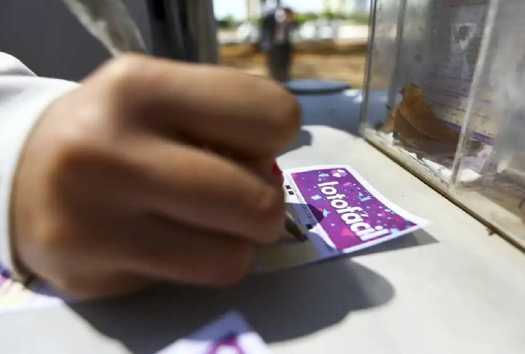 resultado-lotofacil-3537