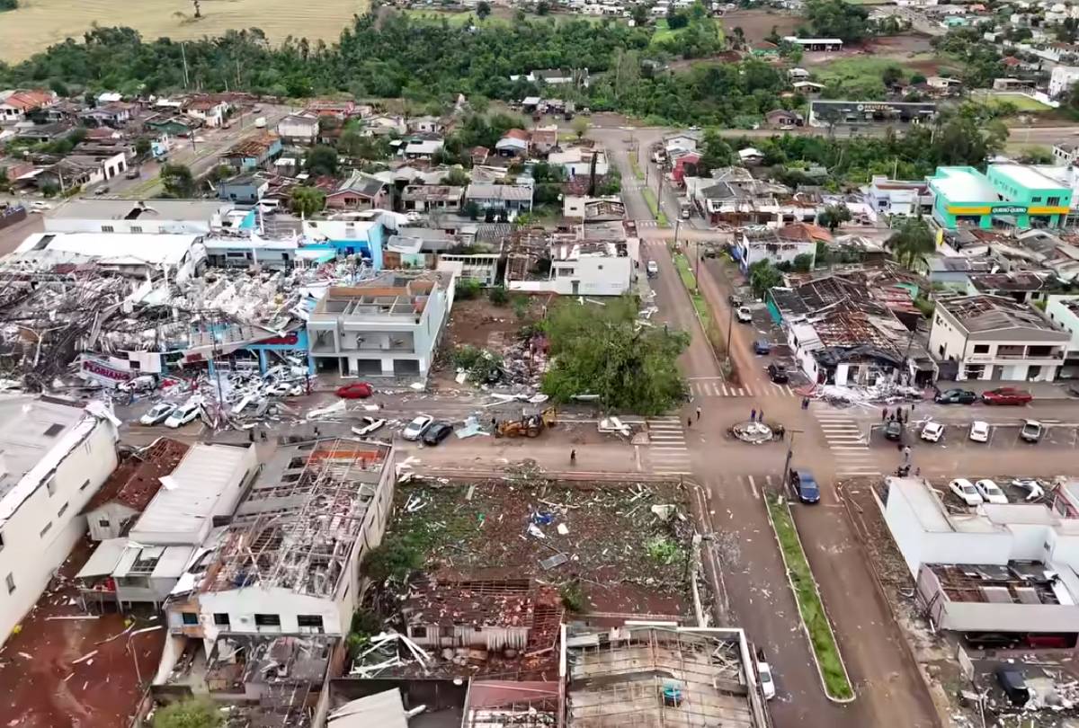 El Ronado Rio Governo monta força-tarefa em Rio Bonito do Iguaçu após tornado