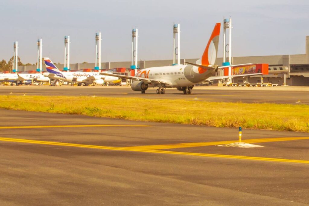 voos-aeroporto-afonso-pena