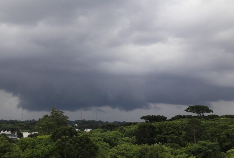 alerta-de-tempestade-hoje-parana