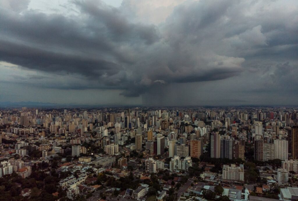 alerta-tempestade-parana-dezembro