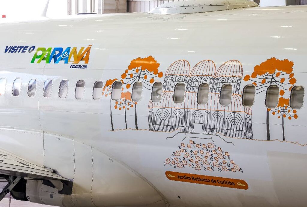 aviao-gol-tematico-parana