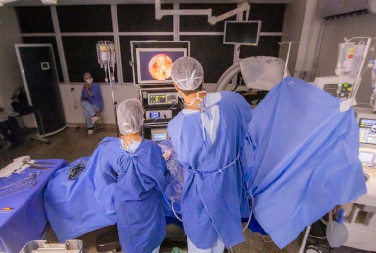 cirurgia endoscopica de coluna