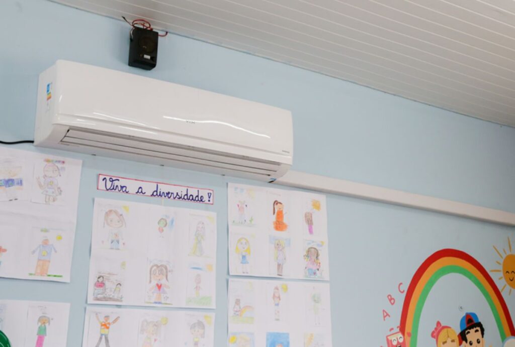 escolas ar condicionado