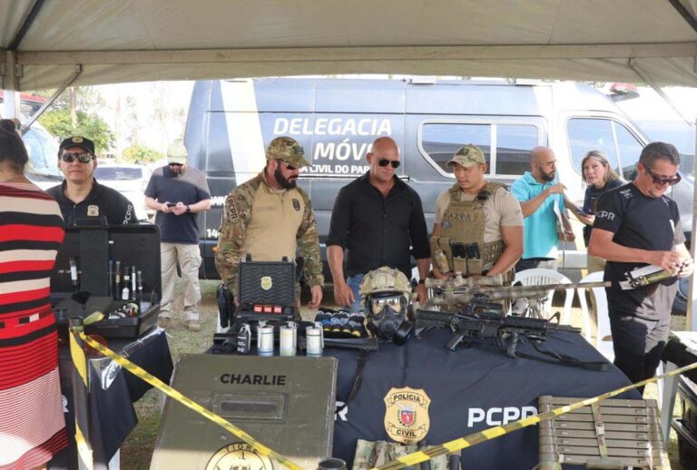 exposição de viaturas militares