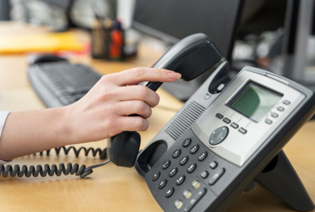 fim do telefone fixo