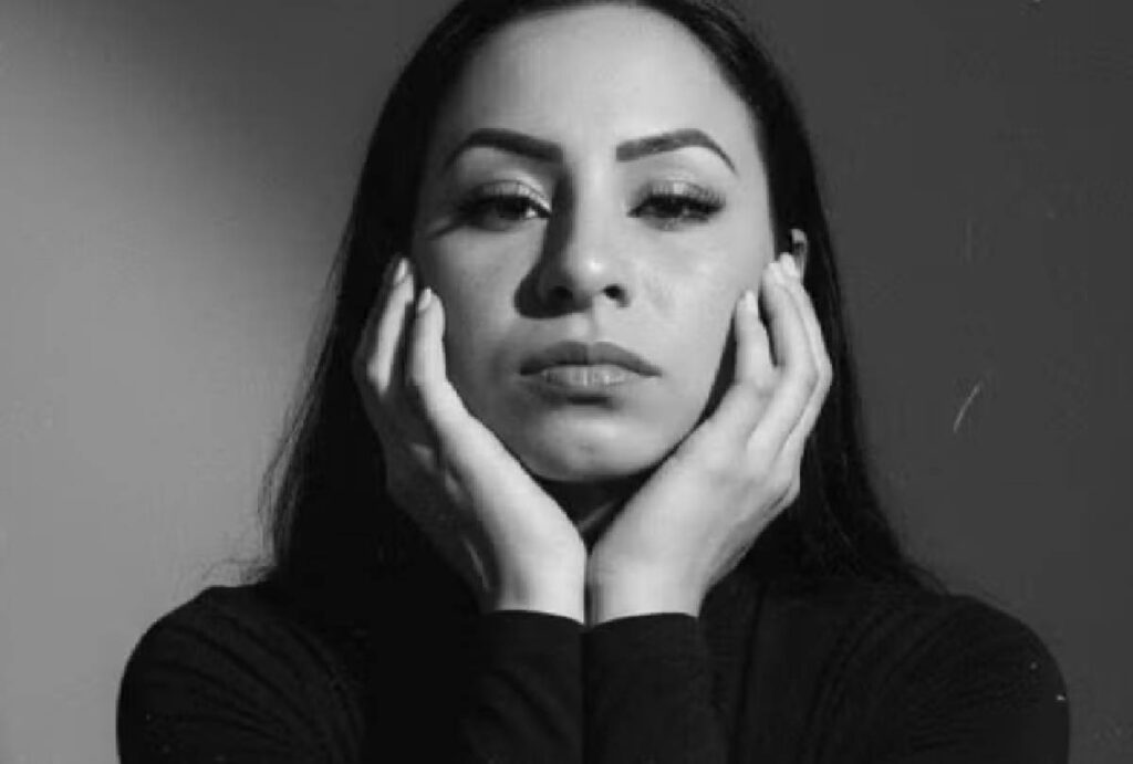 janaina-alves-matinhos