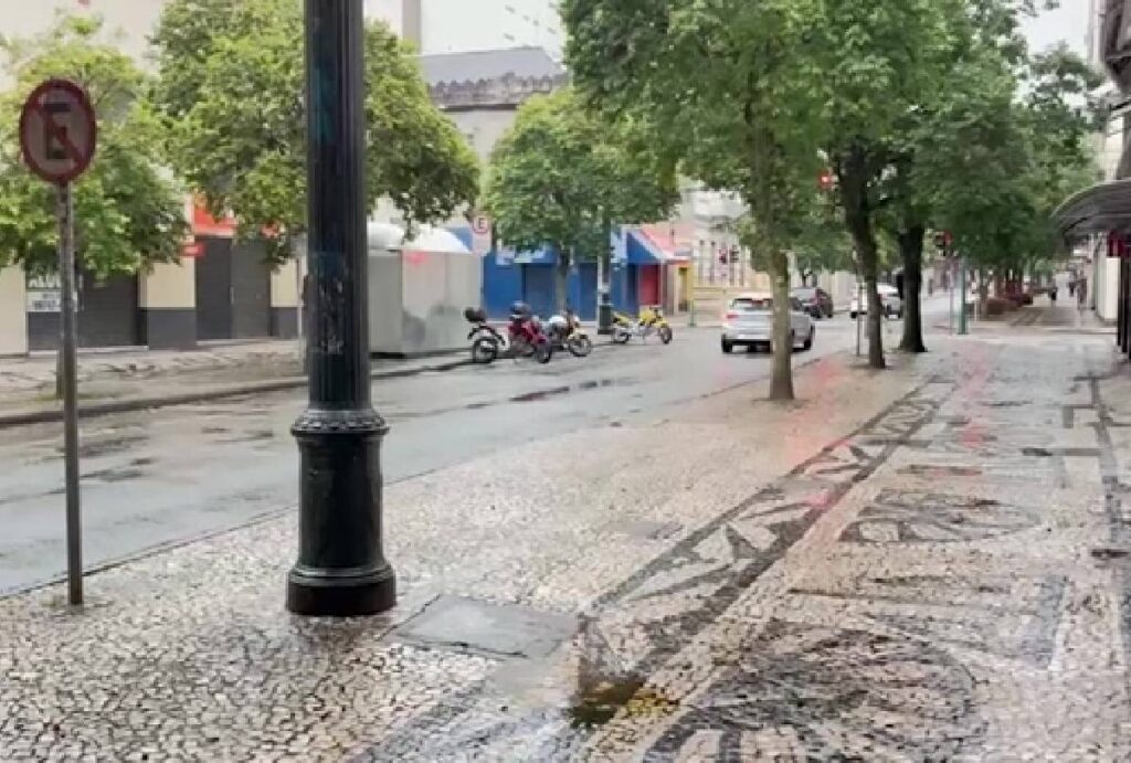 mulher-morta-em-curitiba-centro