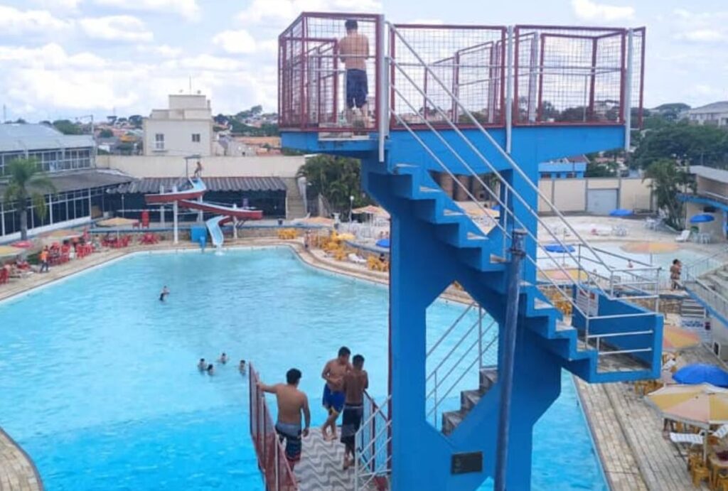 piscinas-parana-clube