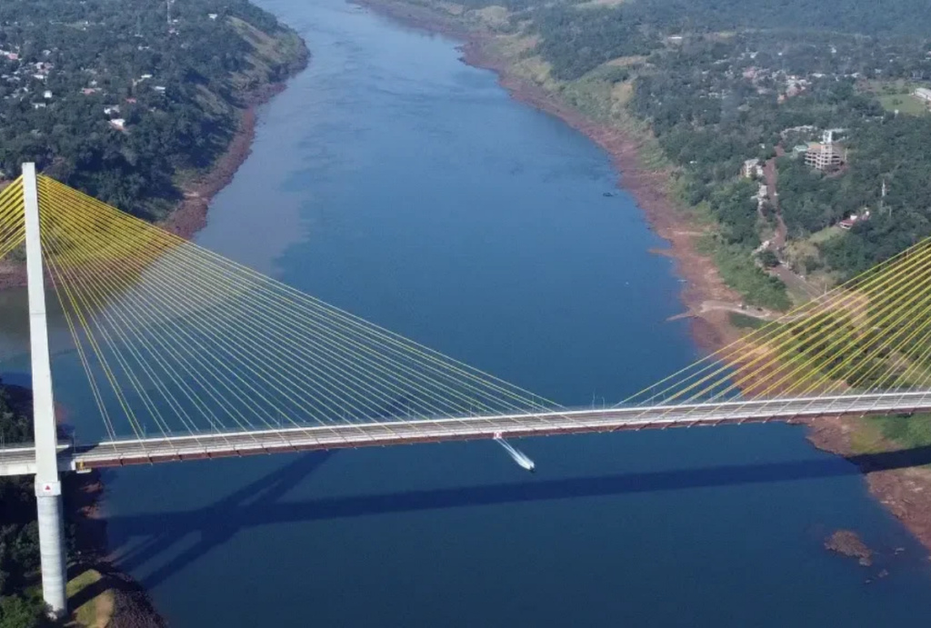 ponte da integração brasil paraguai
