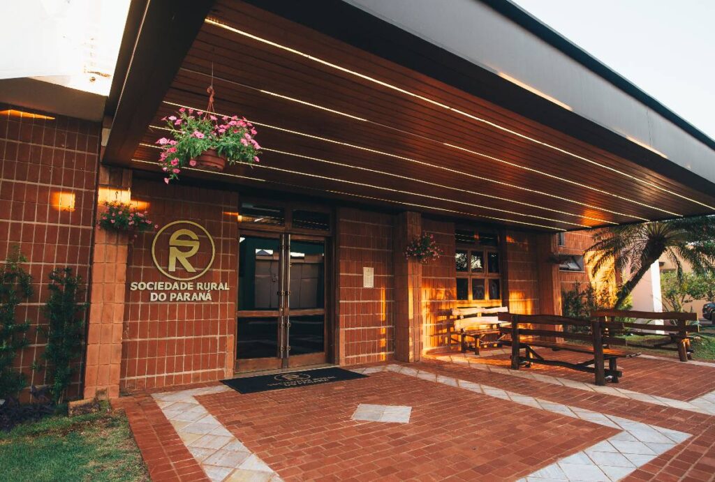 sociedade-rural-do-parana-londrina