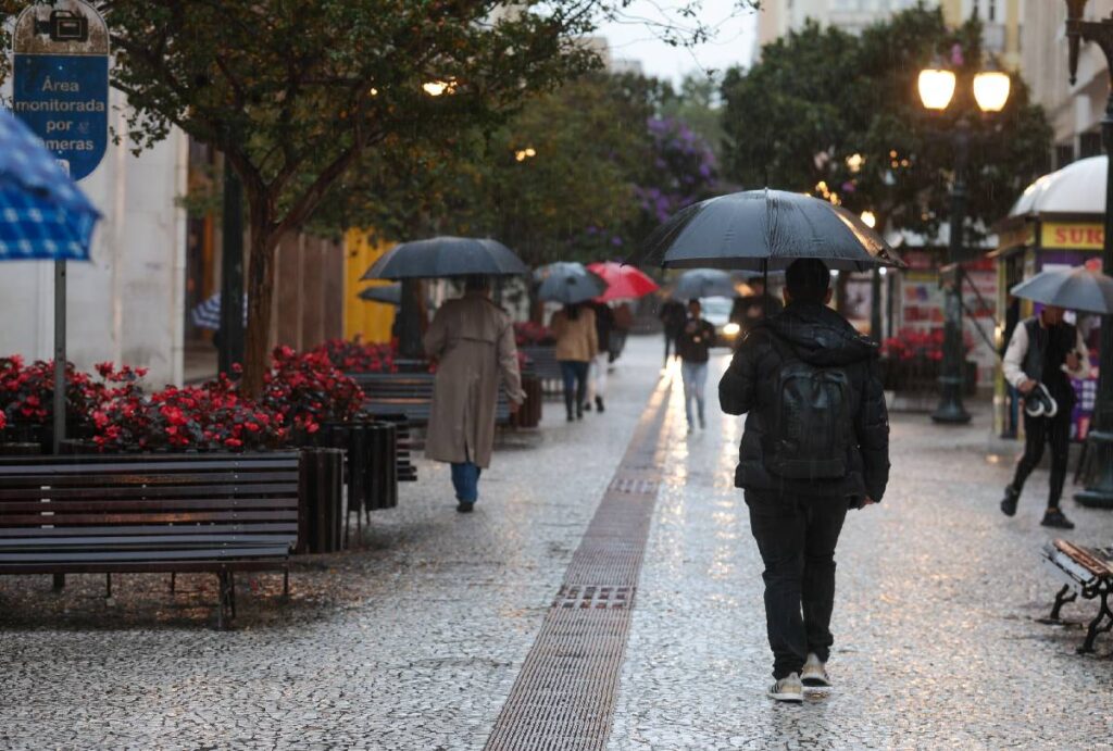 alerta-tempestade-parana-28-29-janeiro