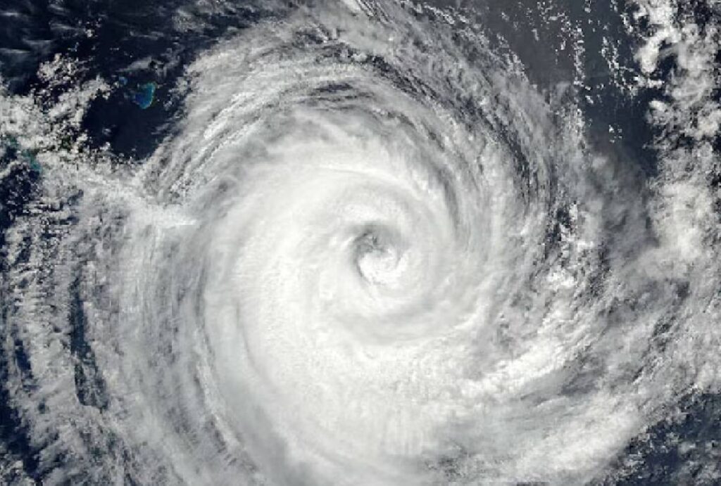 Imagem da Nasa de um ciclone