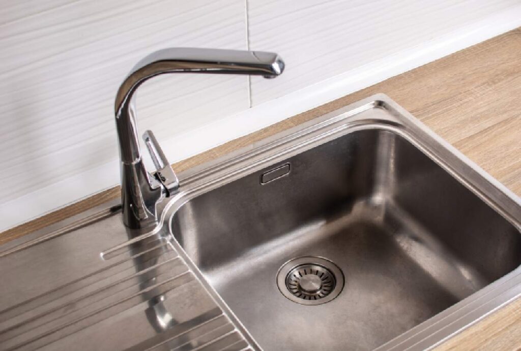 falta-de-agua-em-quatro-barras-27-janeiro