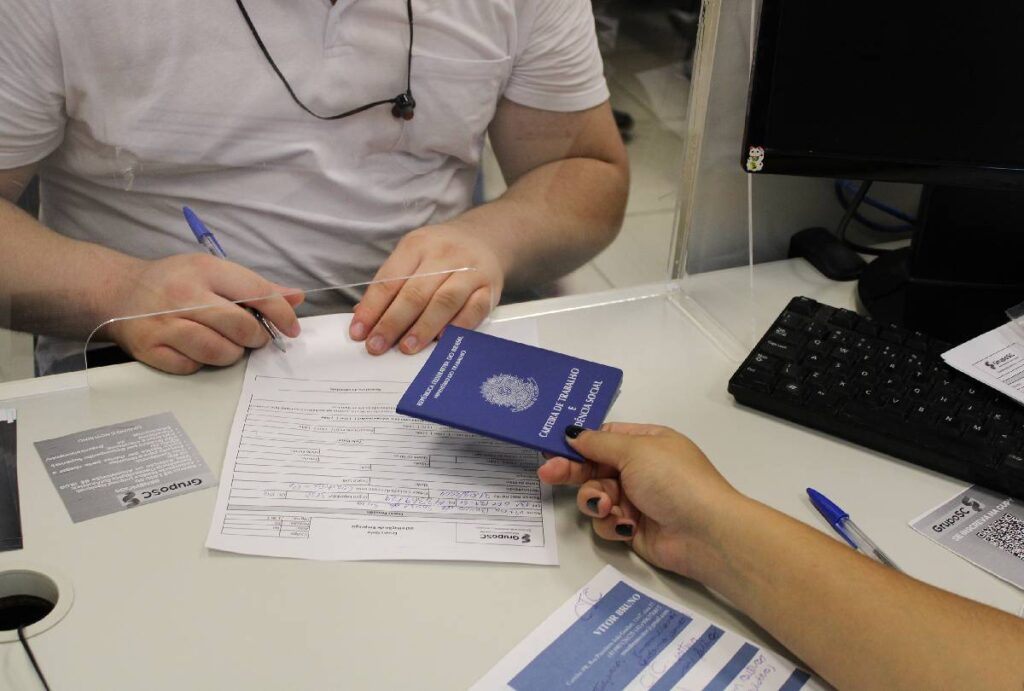 vagas-de-emprego-curitiba-mutirao-cic