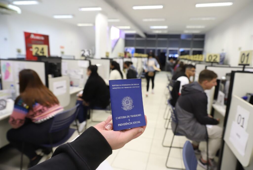 vagas de emprego paraná hoje