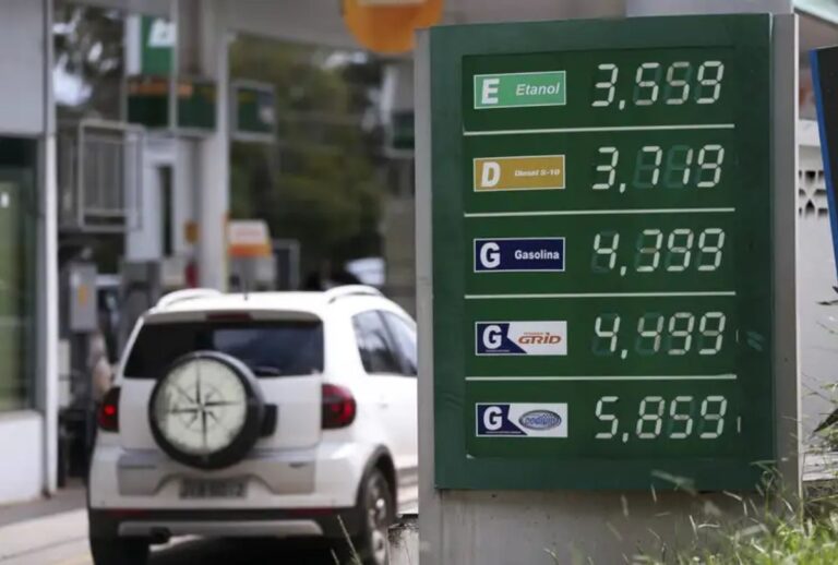 Posto de gasolina com preços