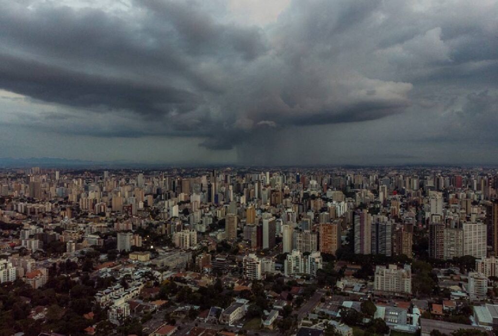 alerta-tempestade-parana-3-4-fevereiro