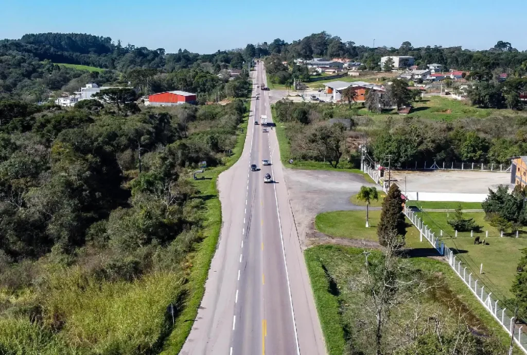 BR-476 entre Araucária e a Lapa, passando por Contenda