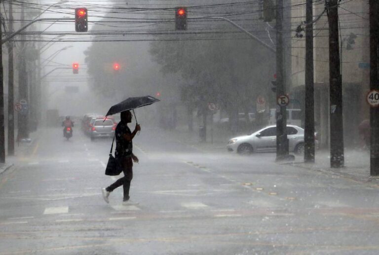 inmet-alerta-tempestade-parana-4-fevereiro