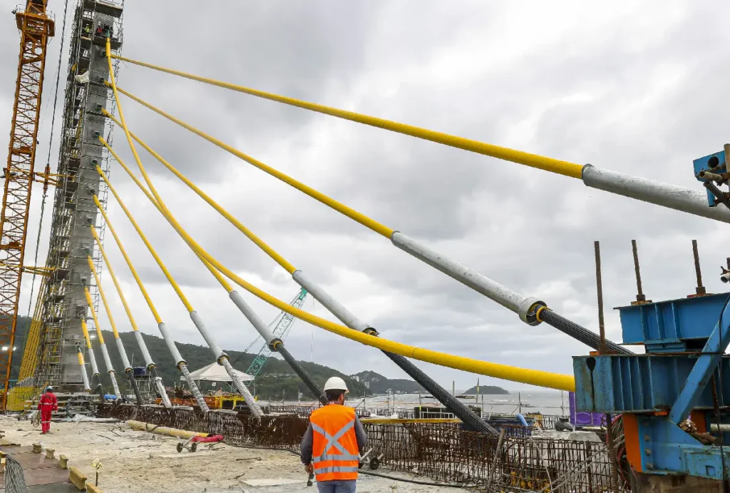 Ponte de Guaratuba em obra