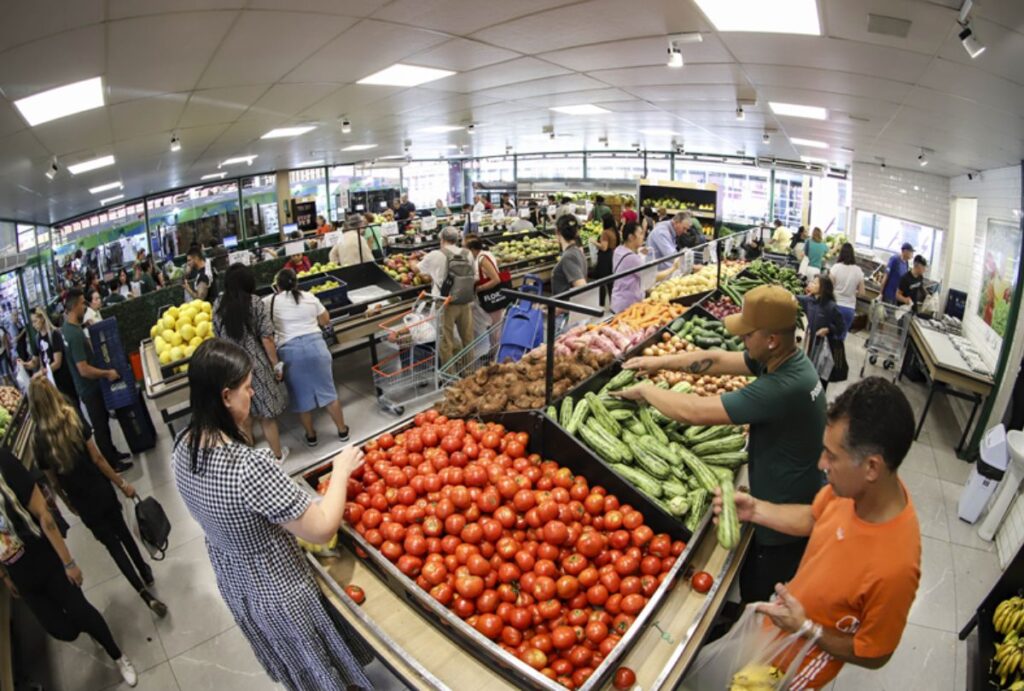 sacolao-da-familia-curitiba
