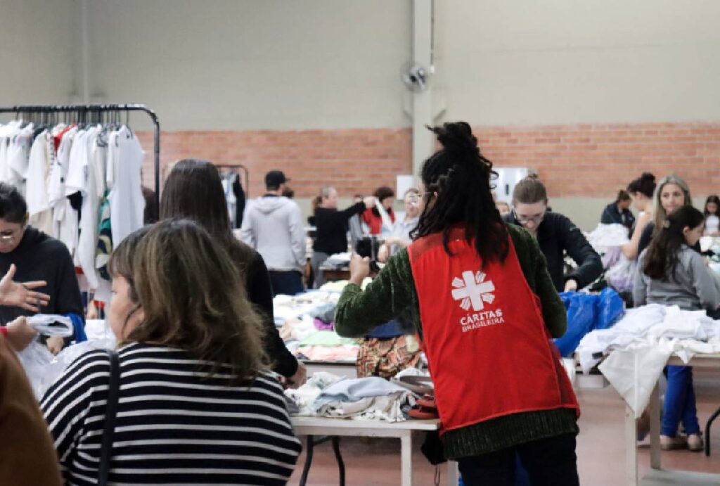 bazar-caritas-curitiba