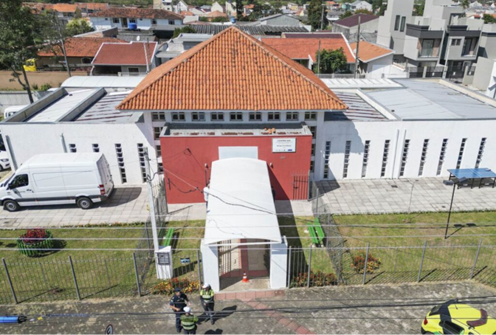 Cras Alto Boqueirão visto de cima.