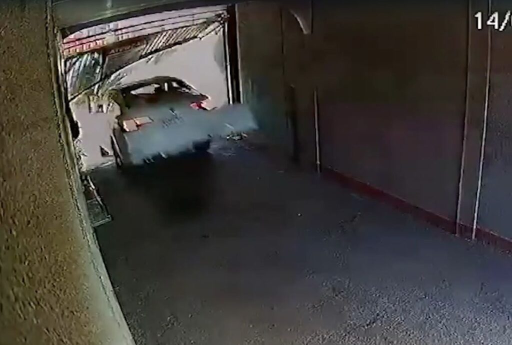 homem-furta-carro-invade-batalhao-cascavel