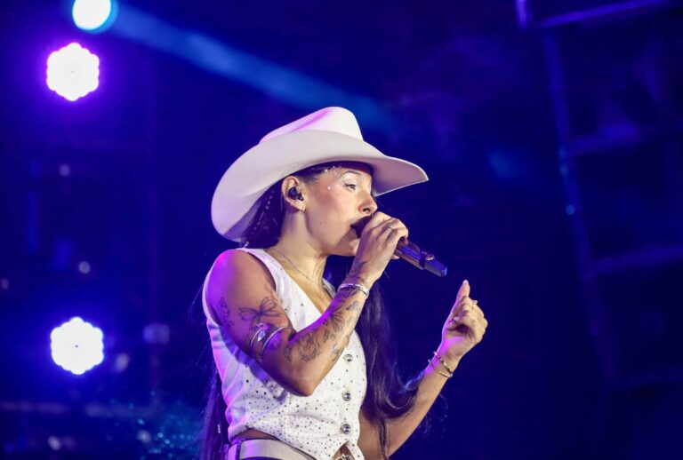 ingresso-ana-castela-teatro-positivo