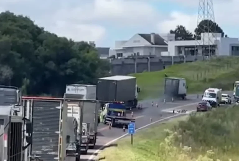 Acidente no Contorno Norte de Curitiba