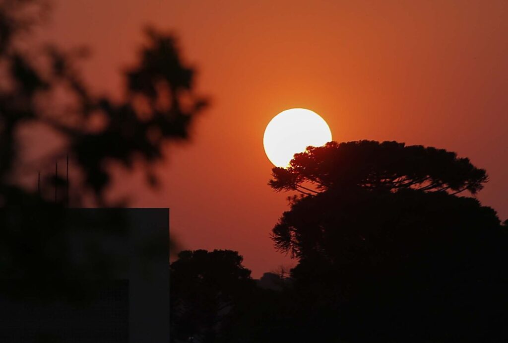 previsao-de-calor-no-parana