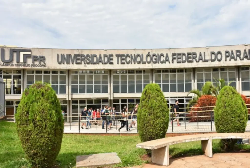 Fachada da UTFPR