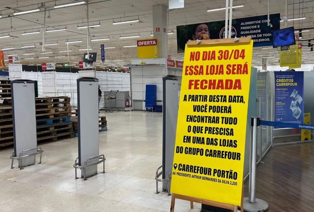 Carrefour Champagnat