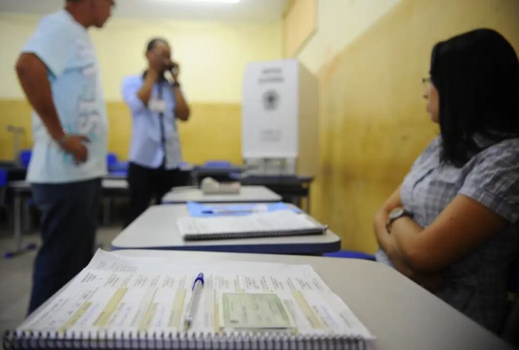 Mesário voluntário