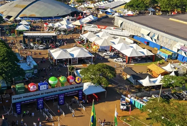 arena de shows da exponingá