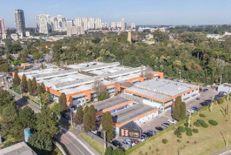 Fachada da Copel vista de cima