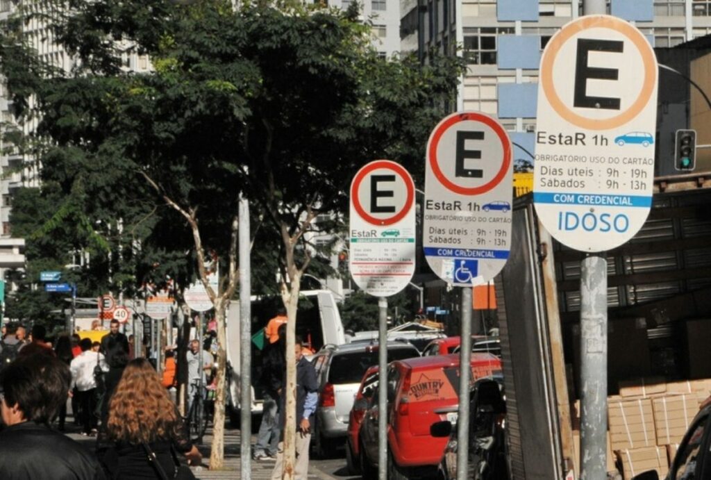 Placas do Estar em Curitiba