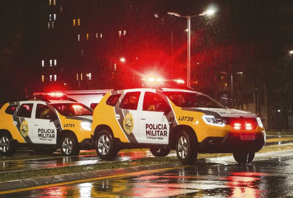 Viaturas da Polícia Militar