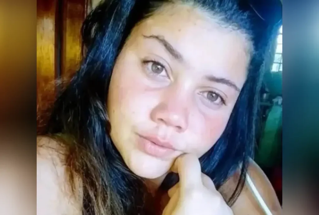 Selfie de Hieda Furtado de Souza Holanda, jovem que morreu eletrocutada em Marumbi