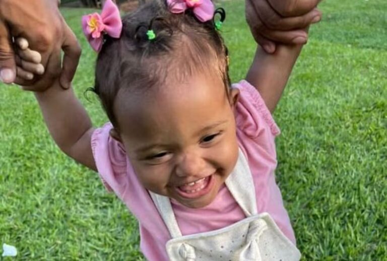 Maya Costa Cypriano, de 1 ano e 9 meses