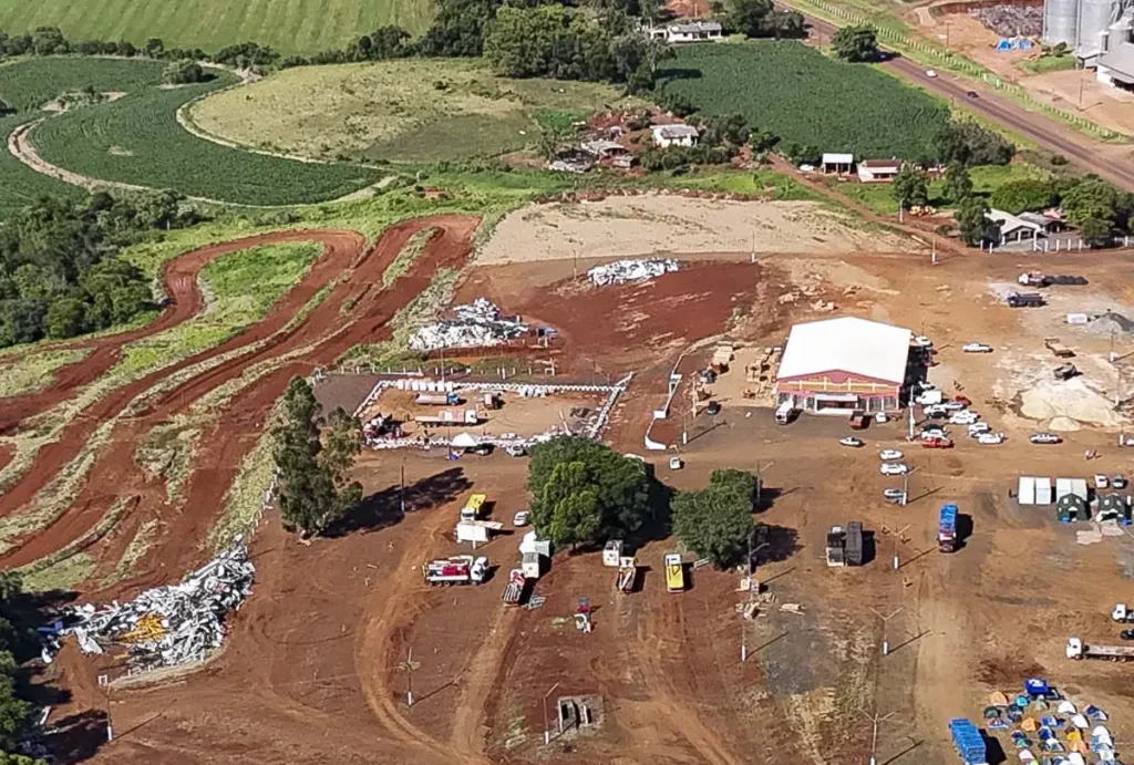 rio-bonito-iguacu-escola-tornado