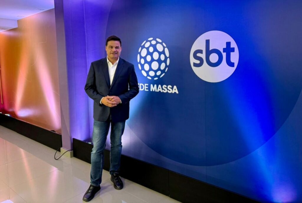 Sandro Alex na sede do Grupo Massa