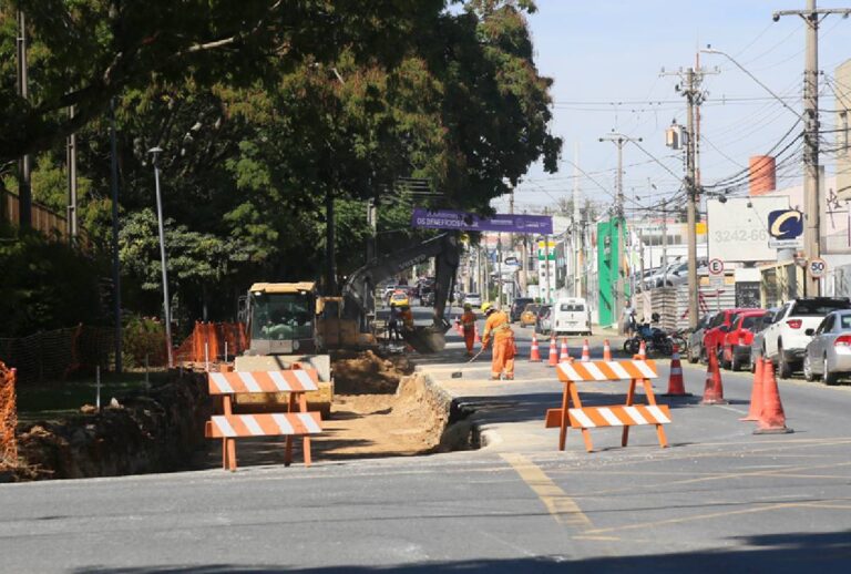 Arthur Bernardes bloqueada