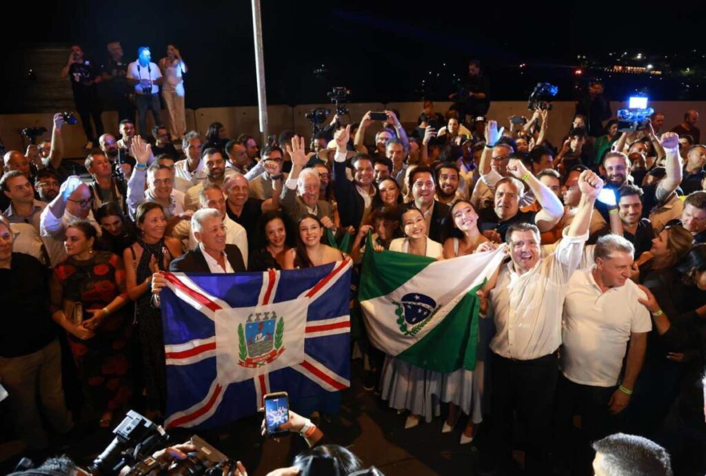 Ponte de Guaratuba é inaugurada no Paraná