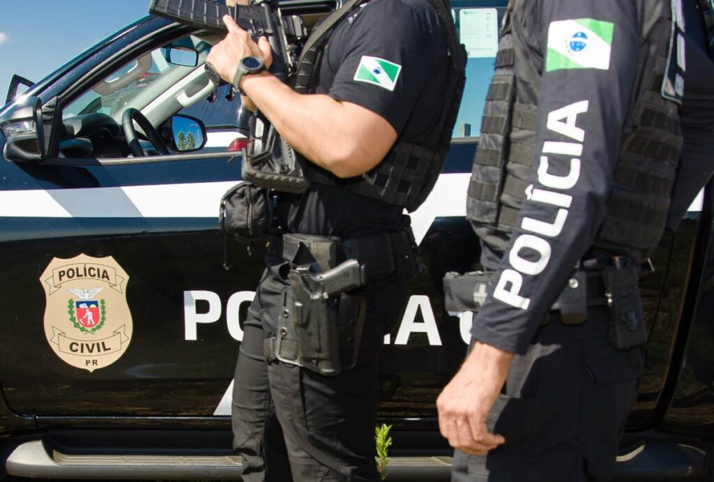 Policiais civis do Paraná sem aparecer o rosto