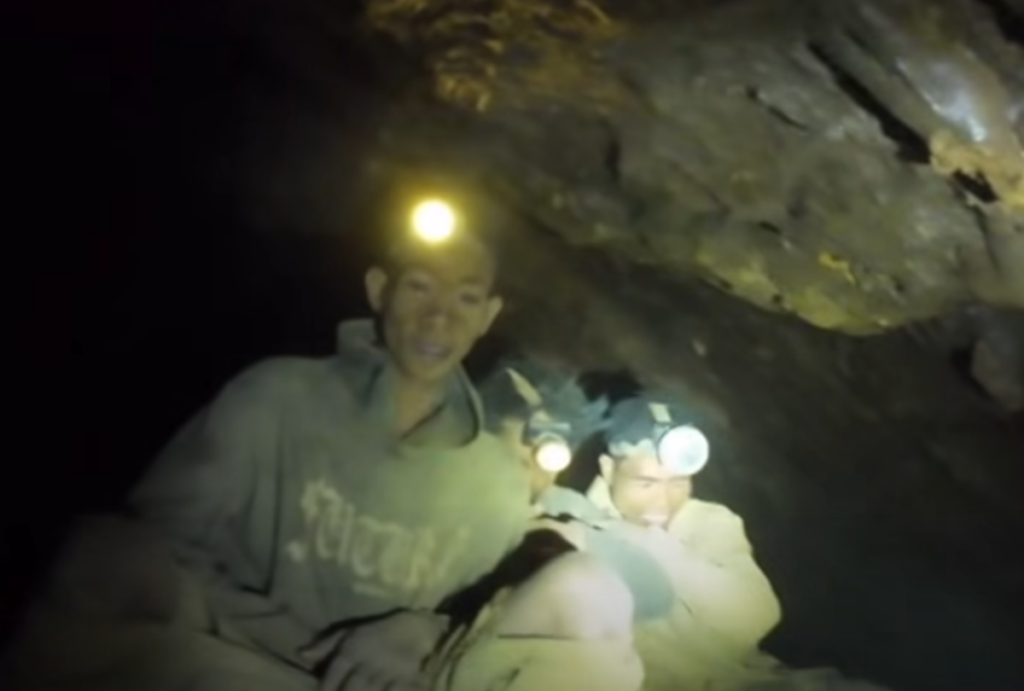 caverna do laos