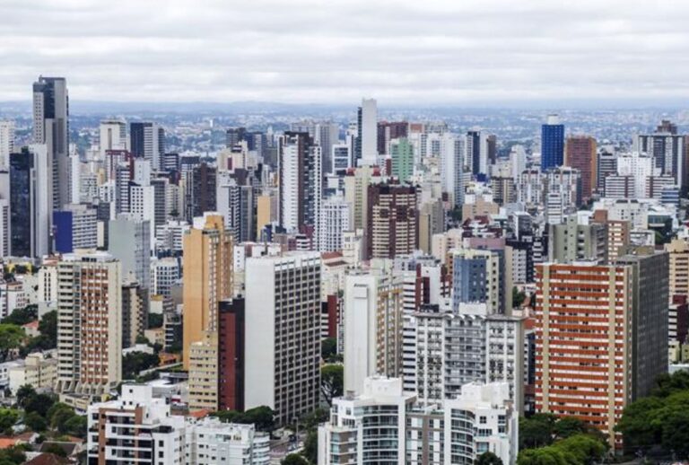 Prédios em Curitiba
