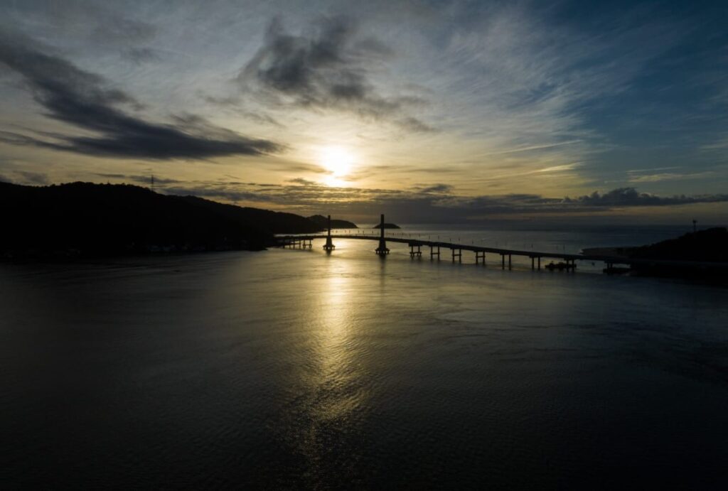 Inauguração da Ponte de Guaratuba