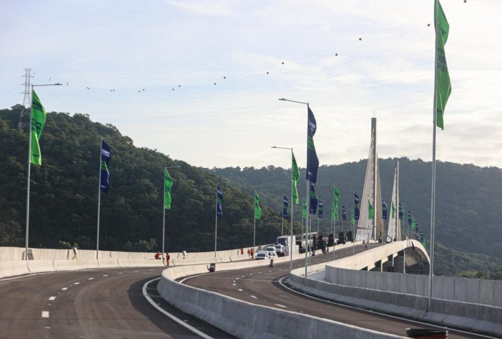 Inauguração da Ponte de Guaratuba